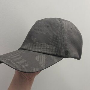 Lululemon - Green Camo Hat (O/S)